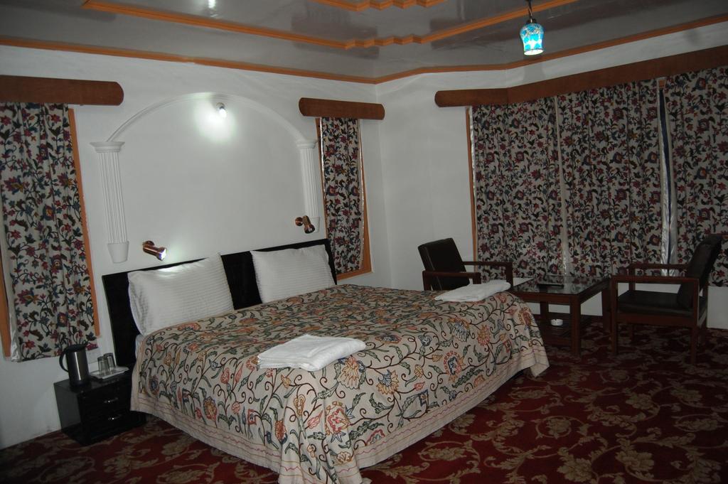 Pahalgām Hotel Paradise Inn מראה חיצוני תמונה