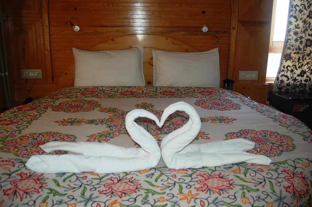 Pahalgām Hotel Paradise Inn מראה חיצוני תמונה