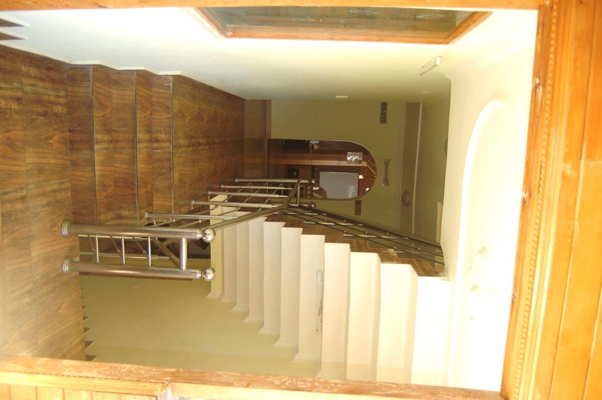 Pahalgām Hotel Paradise Inn מראה חיצוני תמונה